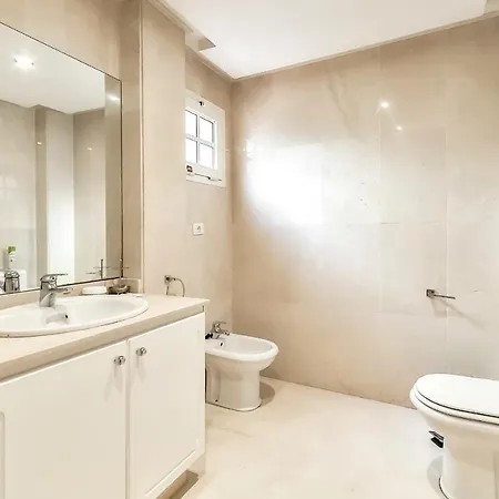 Apartmán In Area Del Duque With Spacious Terrace *