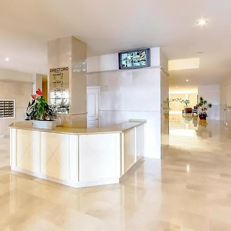 In Area Del Duque With Spacious Terrace Apartmán *